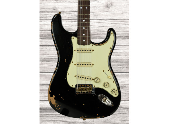 fender-michael-landau-signature-1968-stratocaster-round-laminated-rosewood-black_679c9904dc28e.jpg