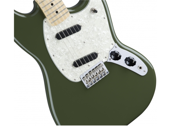 fender-mustang-olive_5d80fdeaeb3d5.jpg