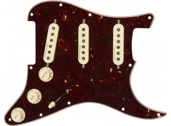 fender-pre-wired-st-pickguard-69-ts_5e6bad5d5c778.jpg