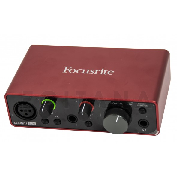 focusrite-scarlett-solo-studio-3rd-gen_5f609f7a9609a.jpg