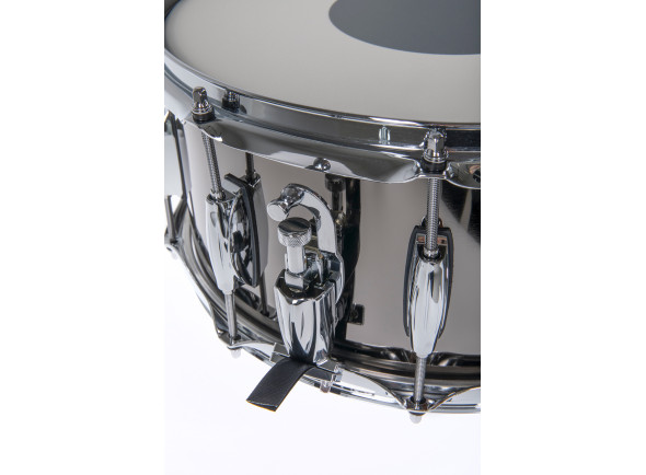 gretsch-drums-snare-drum-full-range-black-nickel-over-steel_65cc9438135fa.jpg