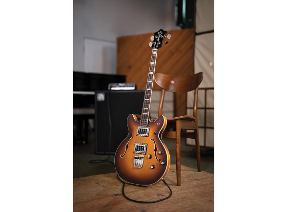 guild-starfire-deluxe-bass-st_6ae470d4cfbe5.jpg