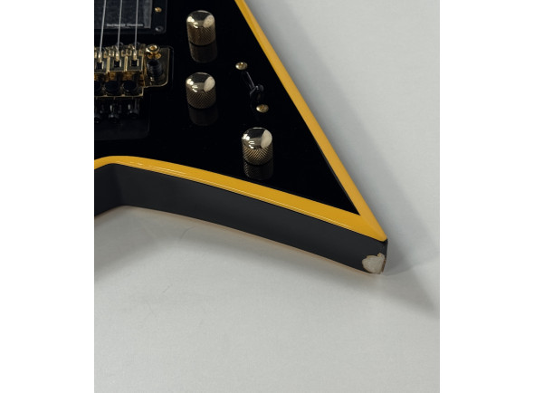 jackson-rrx24-black-w-yellow-bevels-b-stock_681109fa66158.jpg