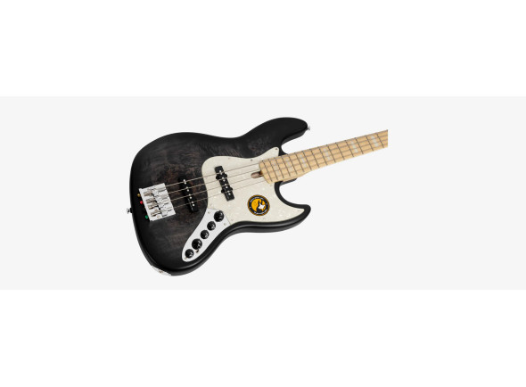 marcus-miller-v7-swamp-ash-reissue-trans-black-satin_67c1e99800058.jpg