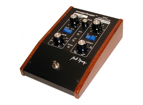 moog-mf-102_5bc5ccc9a1bb5.jpg