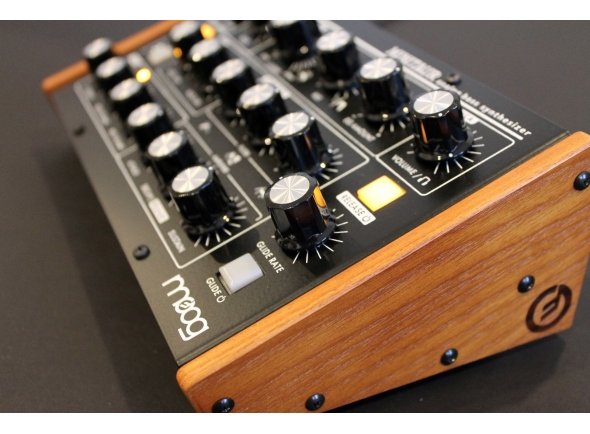 moog-minitaur-wood-kit_5bc702ba33d3b.jpg