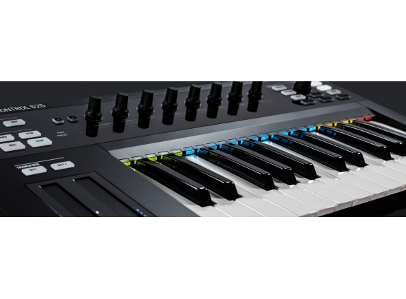 native-instruments-komplete-kontrol-s25_5af17b51e8307.jpg