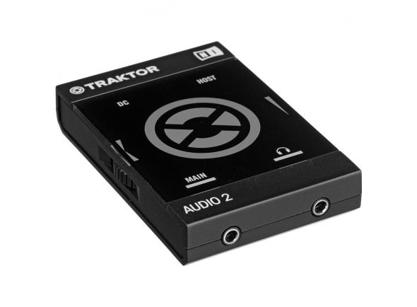 native-instruments-traktor-audio-2-mk2_5af06fe8b6ba1.jpg