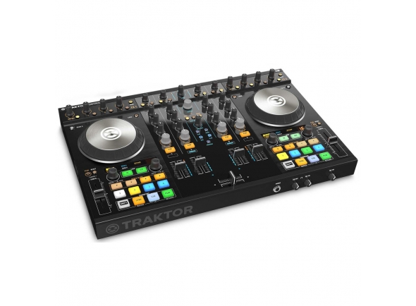 native-instruments-traktor-kontrol-s4-mk2_5af16a4c974b3.jpg