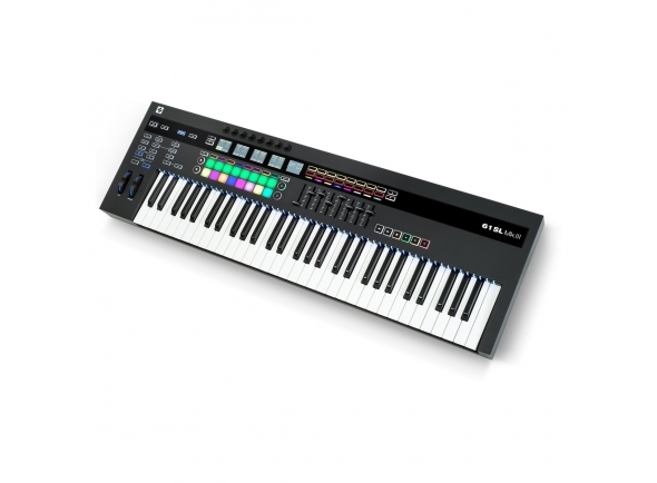 novation-61sl-mkiii_5c0111cc12711.jpg