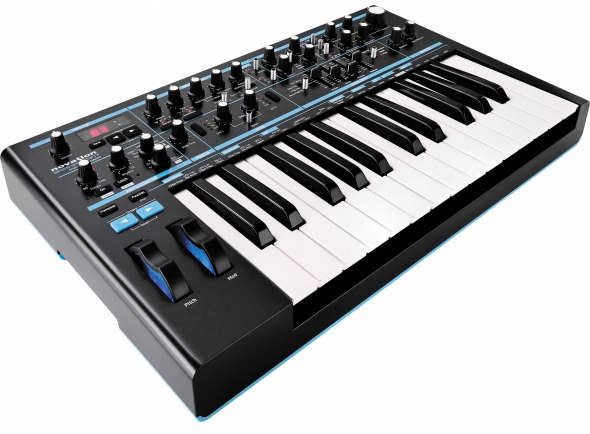 novation-bass-station-ii_5b0572d422889.jpg