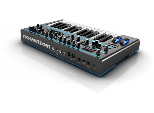 novation-bass-station-ii_5b0572d5e9969.jpg