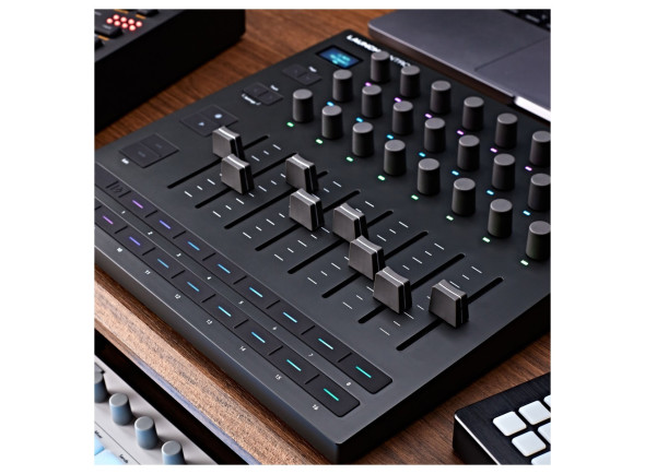 novation-launch-control-xl-3_686695806c53d.jpg
