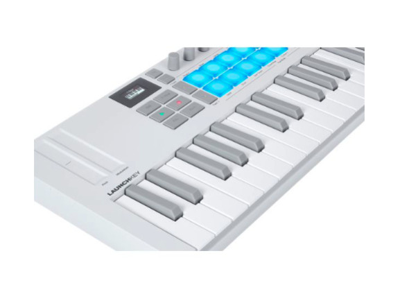 novation-launchkey-mini-37-mk4-wh_6920868b5fcf1.jpg