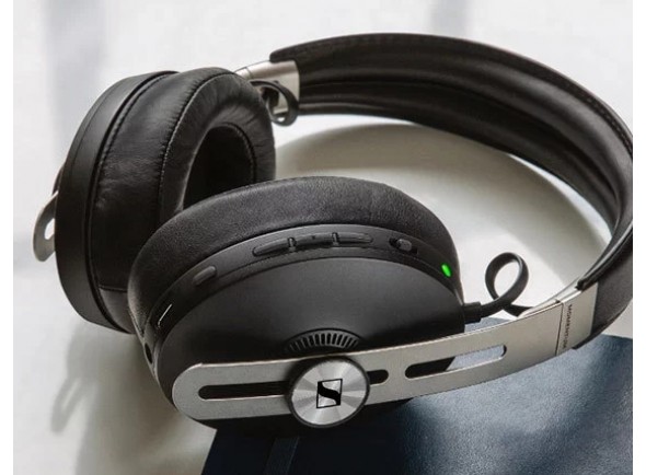 sennheiser-momentum-wireless-_5f32a91980a1b.jpg