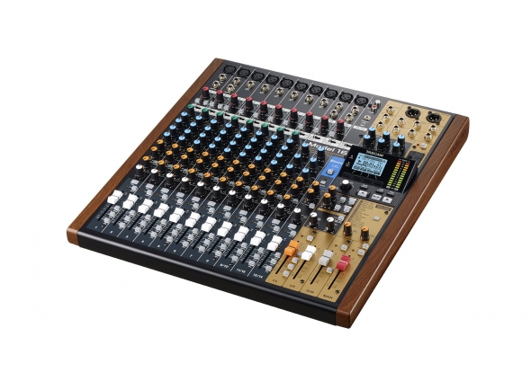 tascam-model-16_5d88f5b49bd7e.jpg