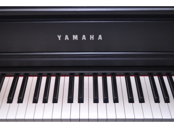 yamaha-clp-675-b_5e7dcc3e8a003.jpg