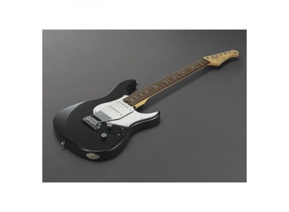 yamaha-pacifica-professional-blk-rf_665dec8572845.jpg