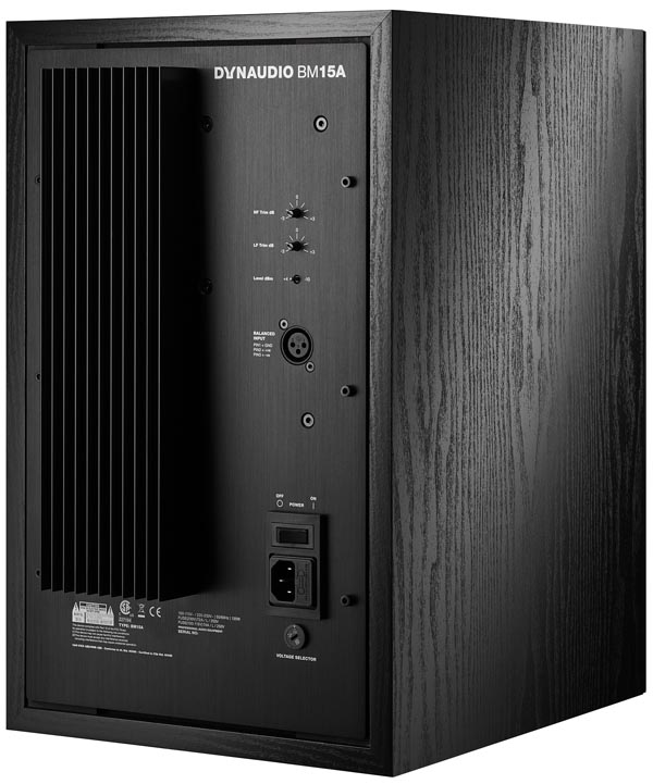 dynaudio-bm15a-right_6a2c0f73e5660.jpg