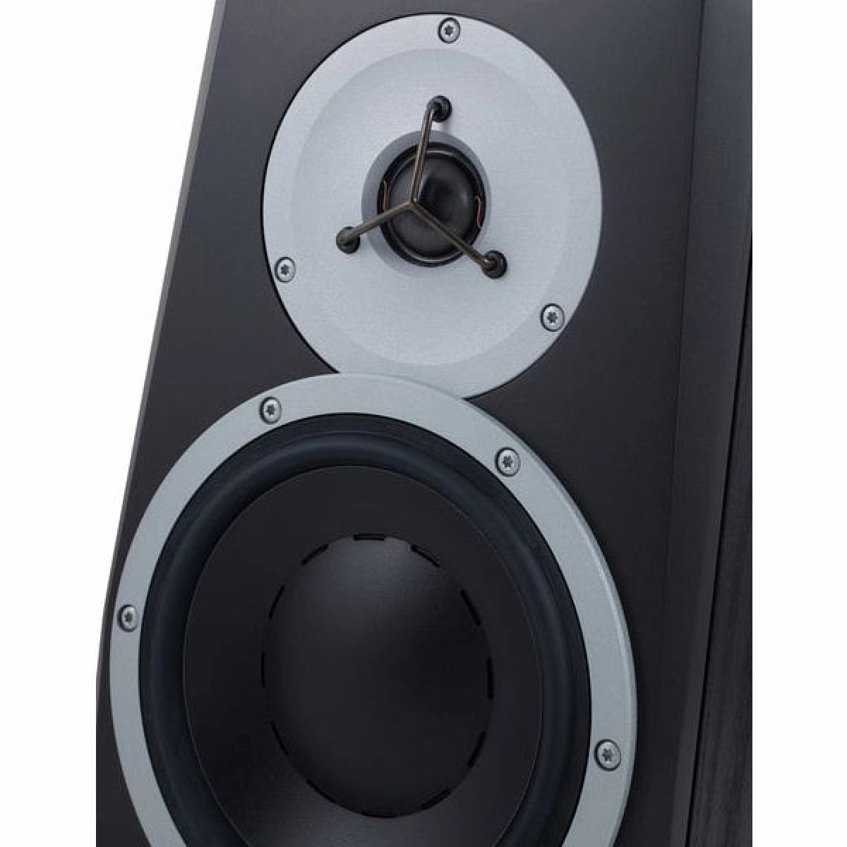 dynaudio-bm5-mkiii_6a3002099e722.jpg