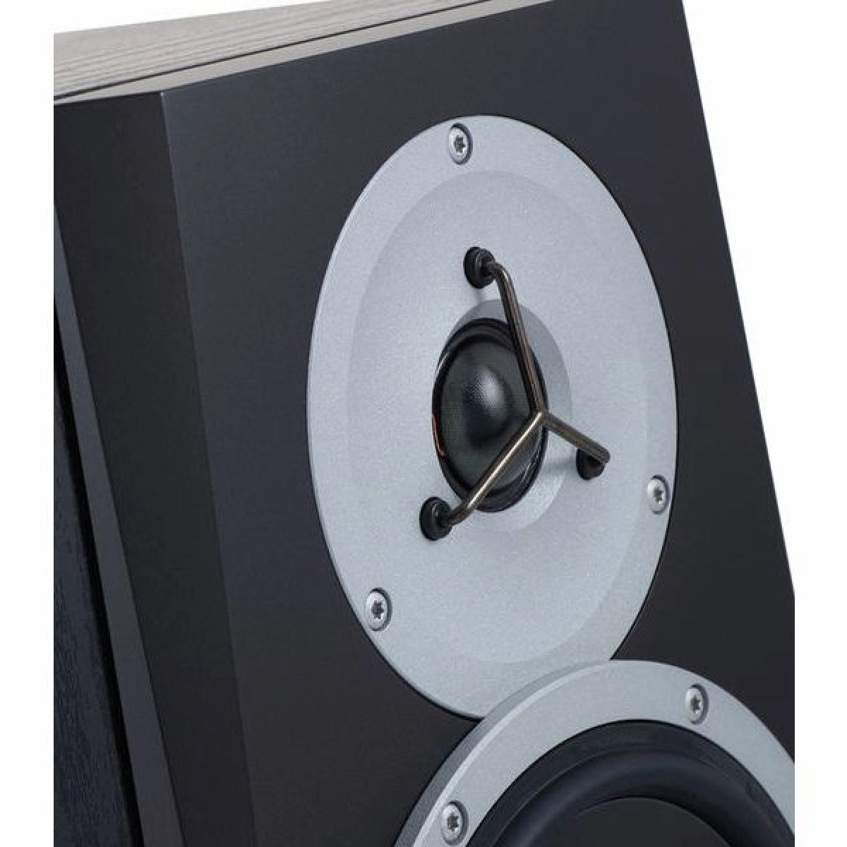 dynaudio-bm5-mkiii_6a30020c016f8.jpg