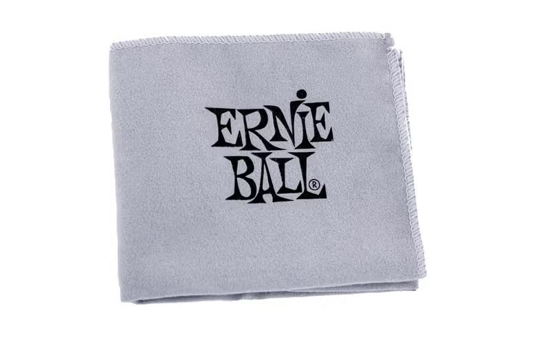 ernie-ball-pano-de-limpeza_66f3f02314b74.jpg