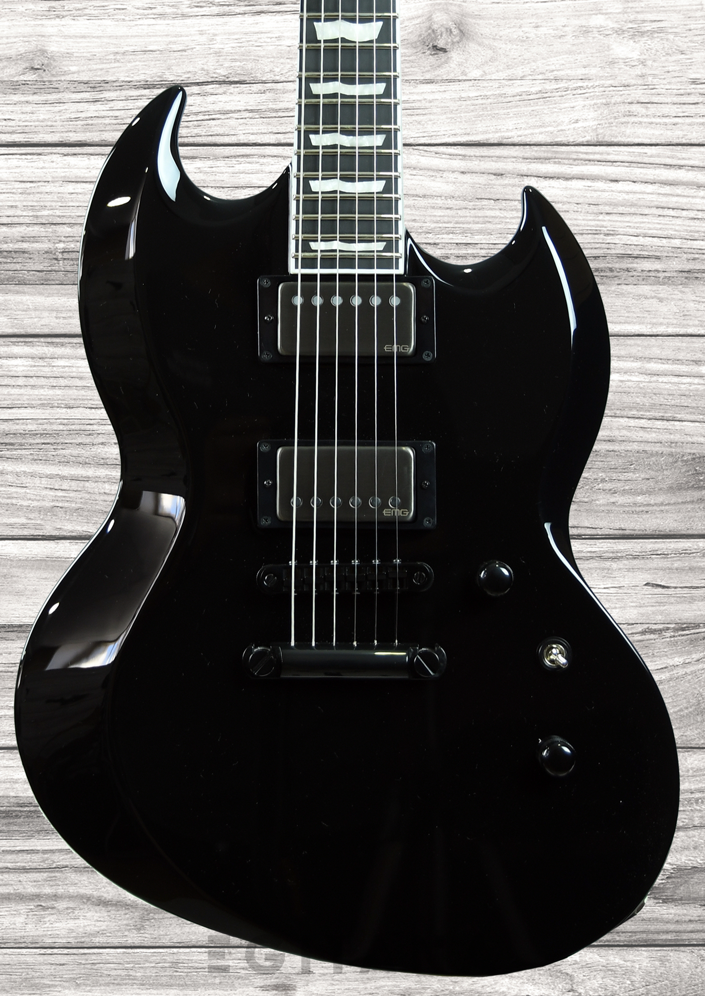 esp-e-ii-viper-black_6138cca263da5.jpg