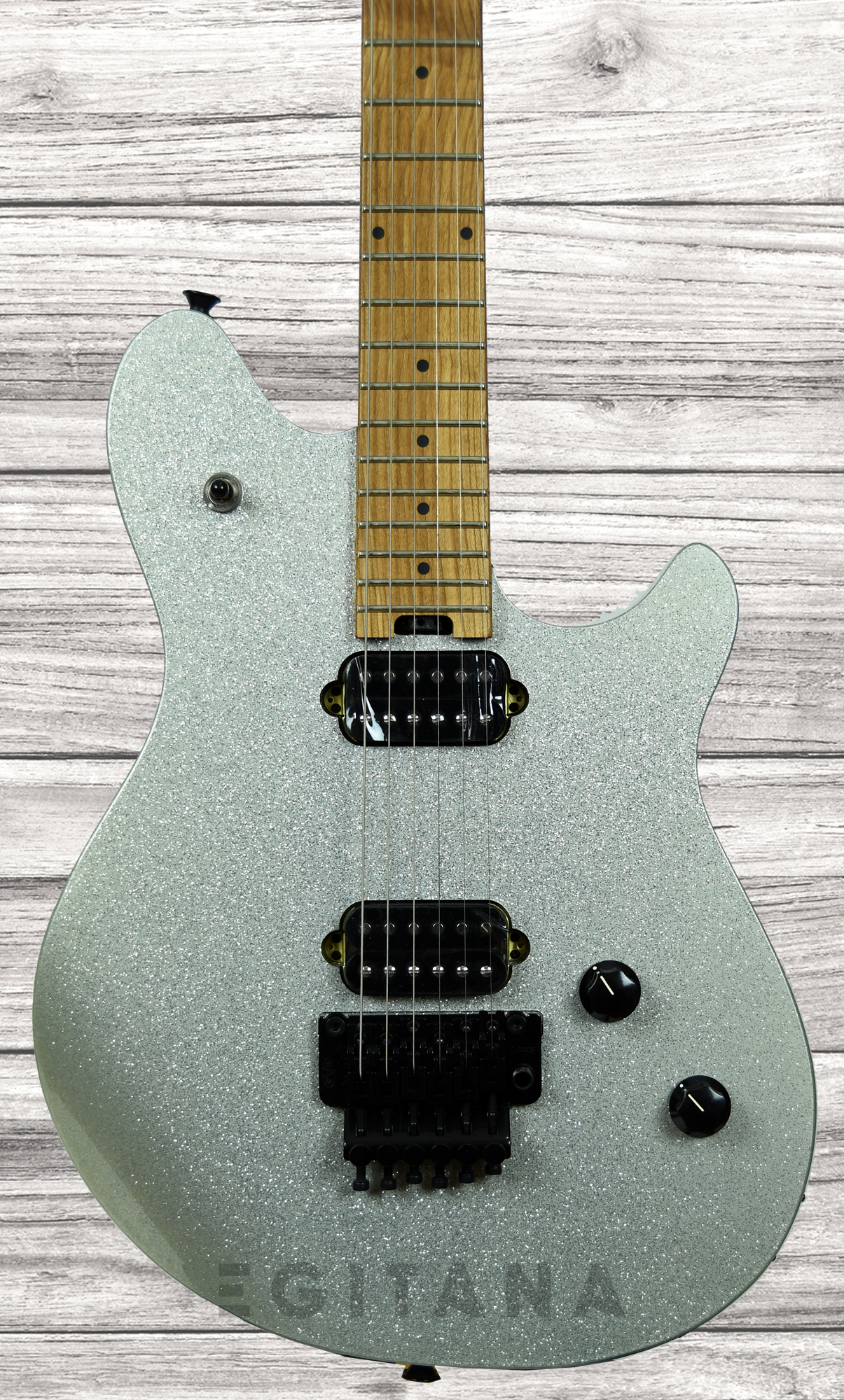 evh-wolfgang-wg-std-silver-sparkle_61aa373f27903.jpg