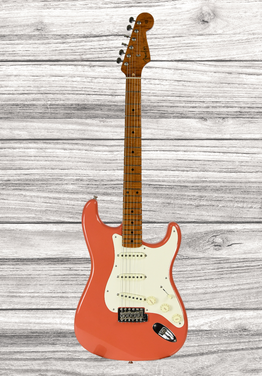 fender-2023-limited-edition-roasted-50s-dlx-closet-classic-1-piece-4a-roasted-flame-maple-faded-aged-tahitian-coral_667542a0b333f.png