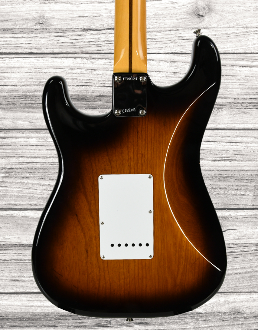 fender-70th-anniversary-american-vintage-ii-1954-maple-fingerboard-2-color-sunburst_65eed1b486623.jpg