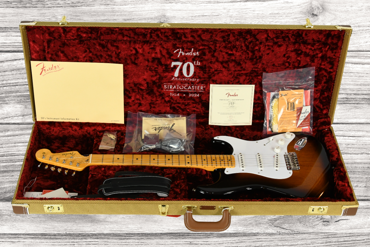 fender-70th-anniversary-american-vintage-ii-1954-maple-fingerboard-2-color-sunburst_65eed1bba1ca9.png