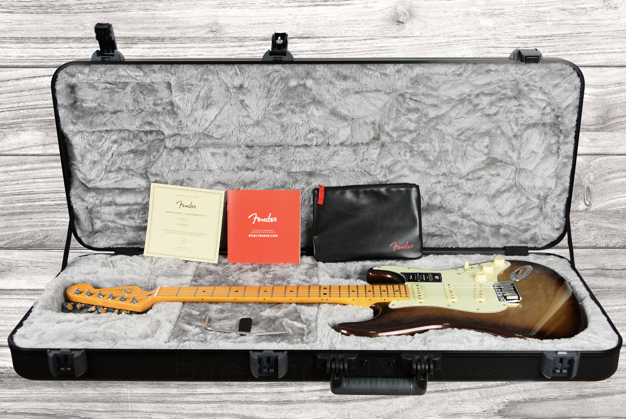 fender-am-ultra-strat-mn-mocha-burst_60ccacce216ac.jpg