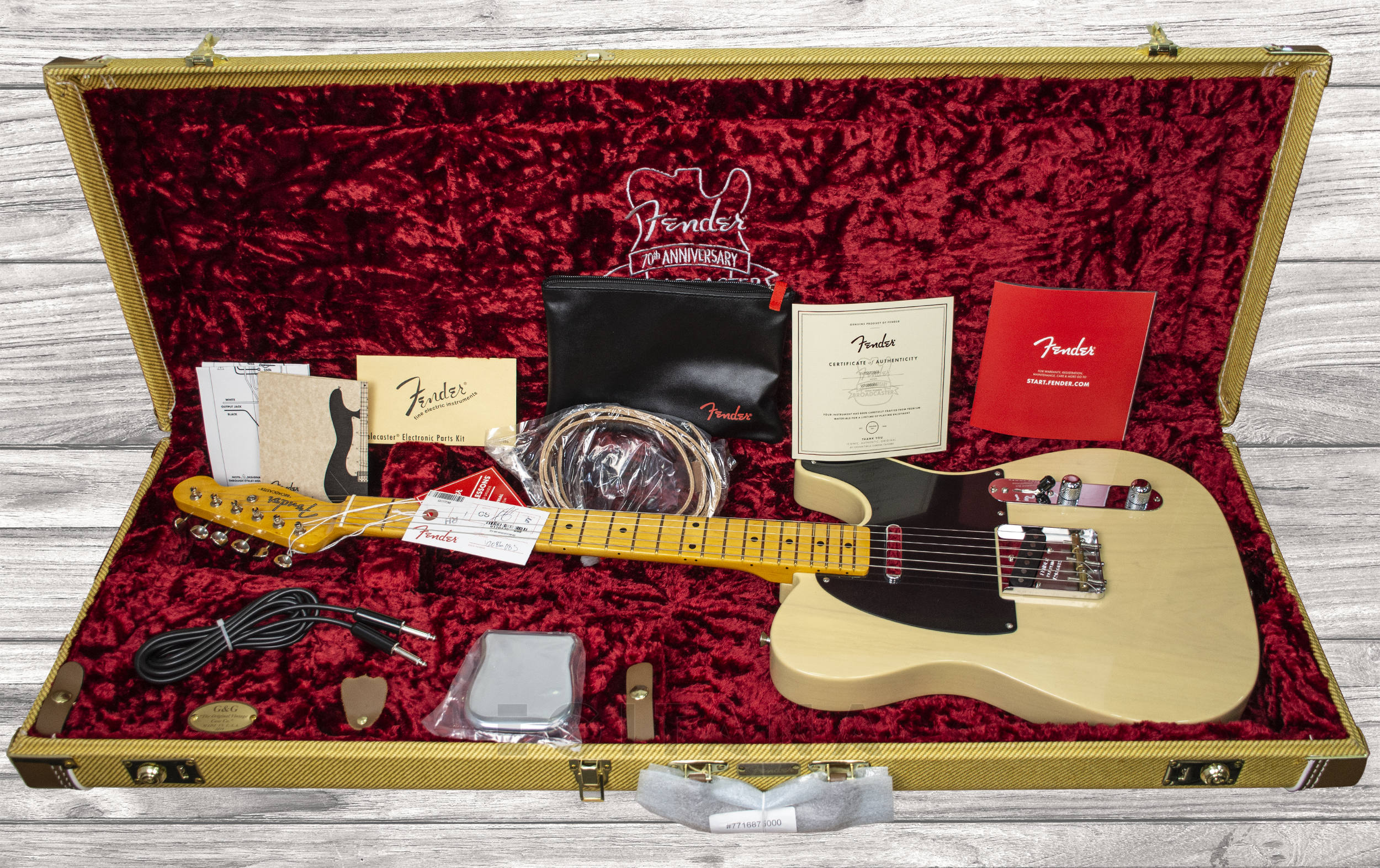 fender-american-70th-anniversary-broadcaster_5f40e1d60c2f0.jpg