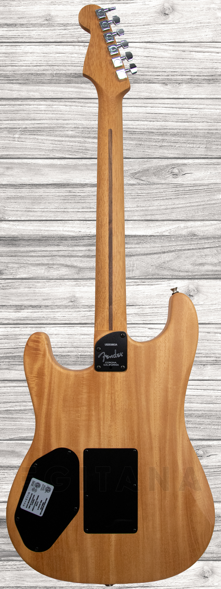 fender-american-acoustasonic-strat-natural_5f5a55b3f18af.jpg