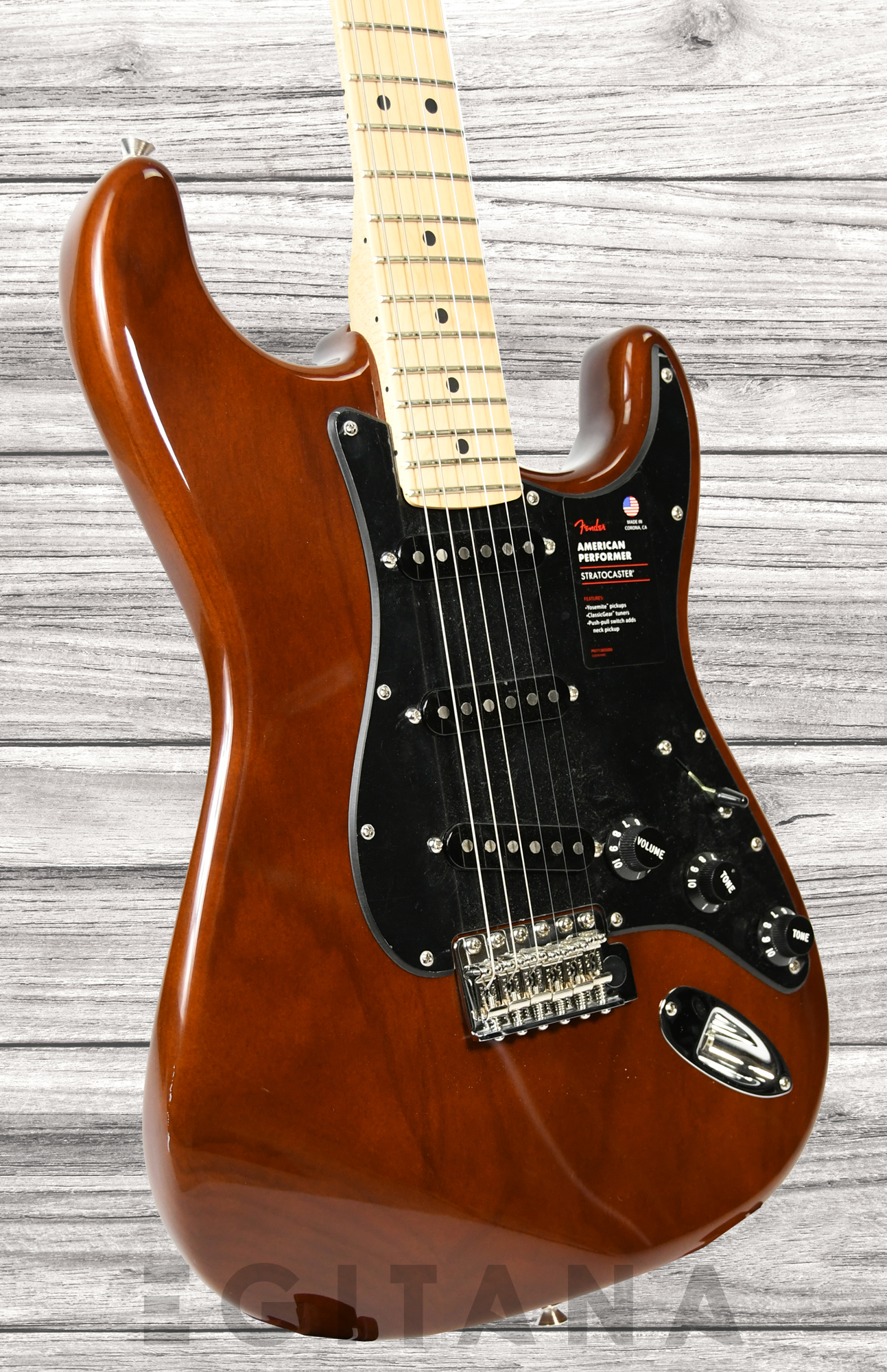 fender-american-performer-walnut-maple-limited-edition_6357bc24ac7f9.jpg