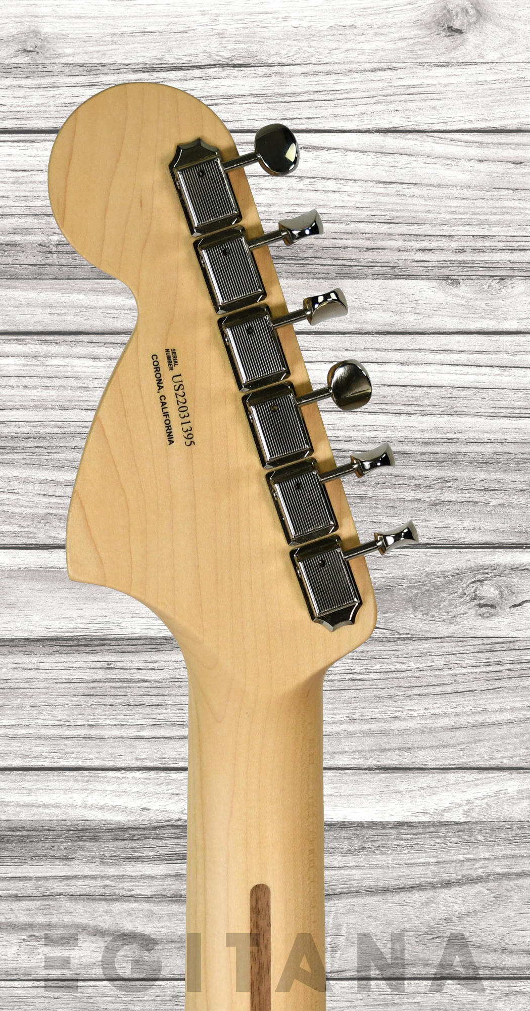 fender-american-performer-walnut-maple-limited-edition_6357bc2f10687.jpg