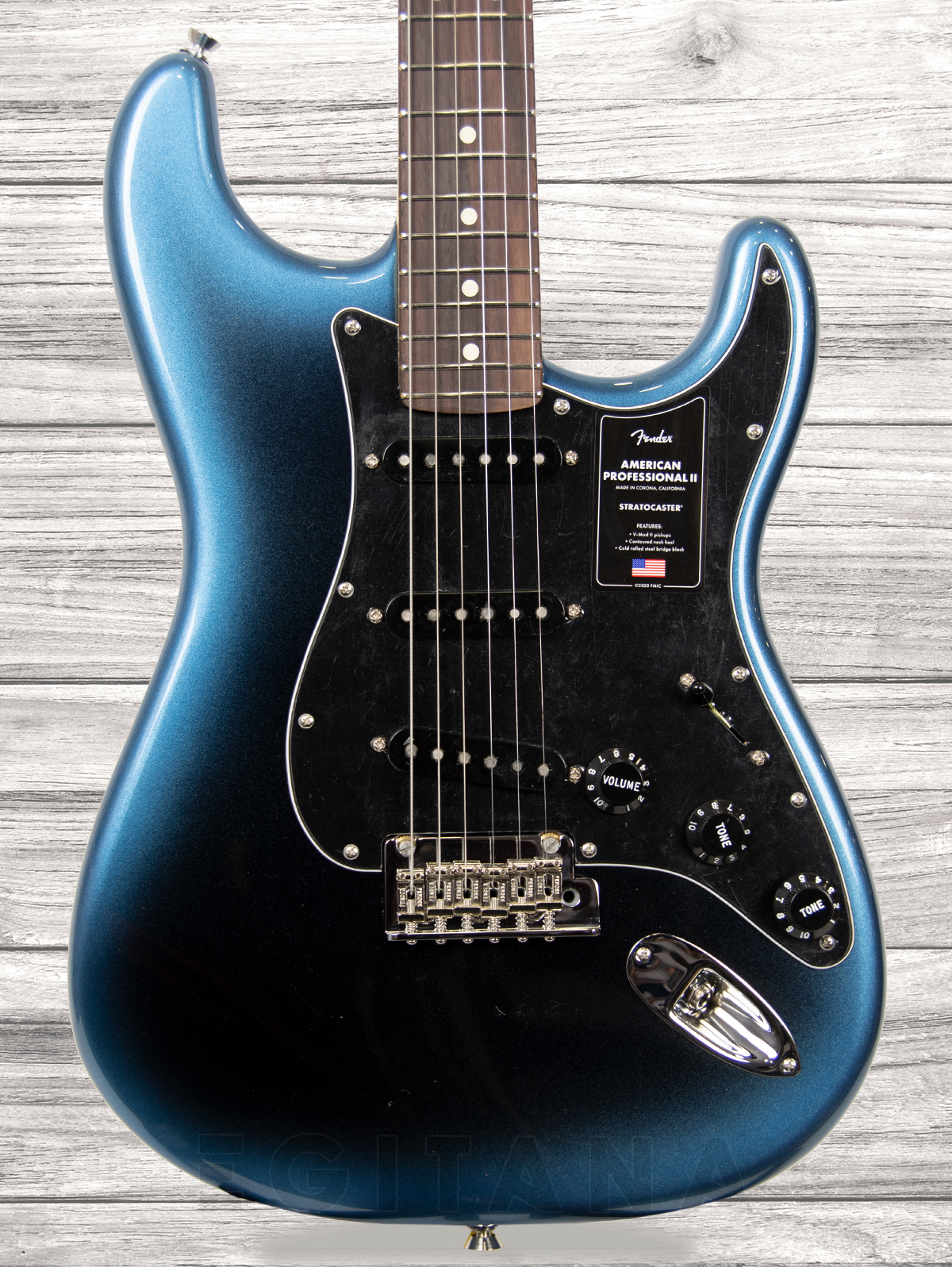 fender-american-pro-ii-strat-dk-nit_603e793305a28.jpg