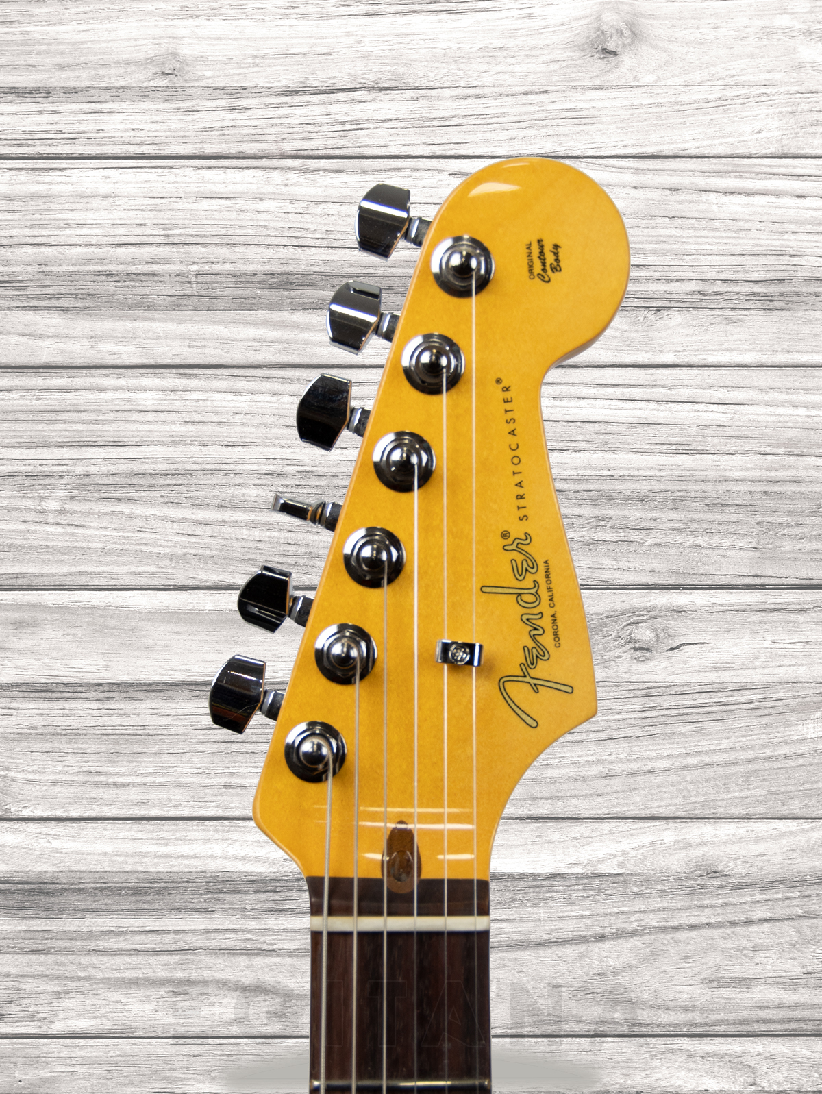 fender-american-pro-ii-strat-dk-nit_603e793508244.jpg