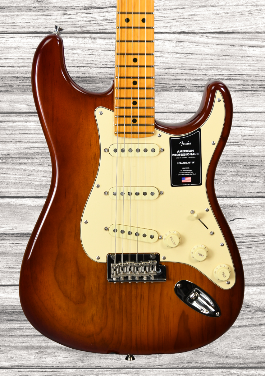 fender-american-professional-ii-stratocaster-mn-sienna-sunburst_640afca34fe6b.png