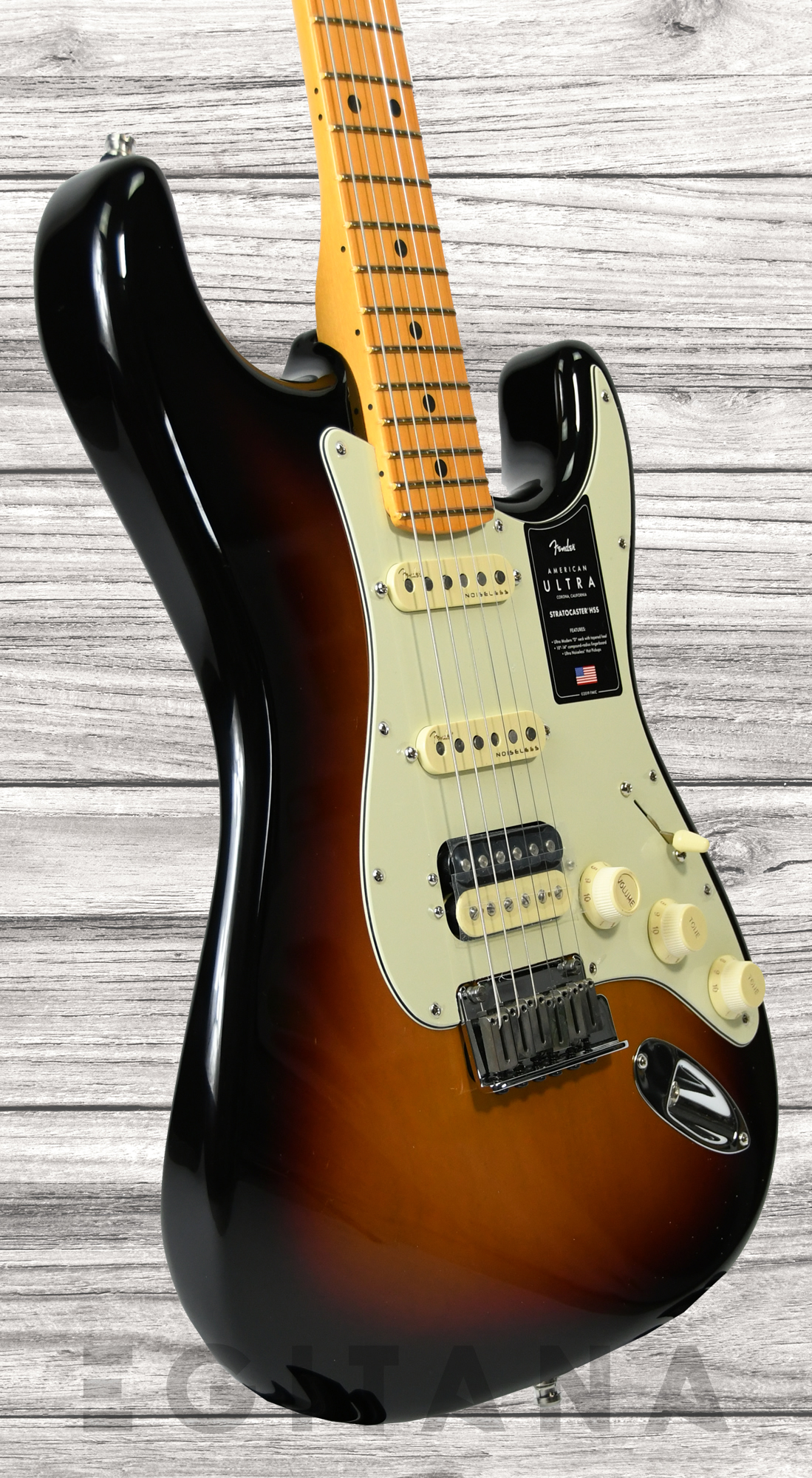 fender-american-ultra-strat-hss-mn-uburst_635112b131d33.jpg