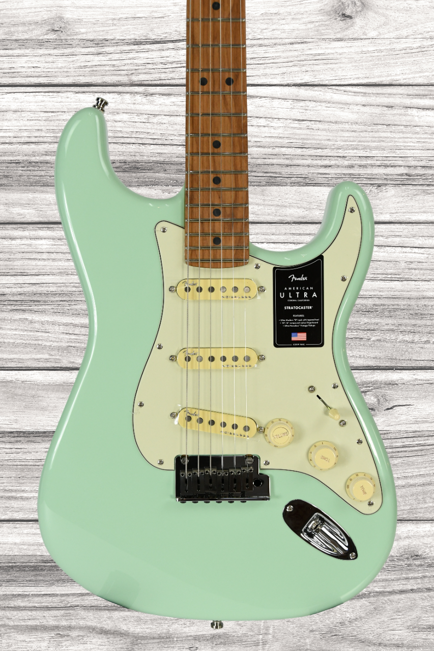 fender-american-ultra-stratocaster-maple-fingerboard-surf-green_66794ac0389d4.png