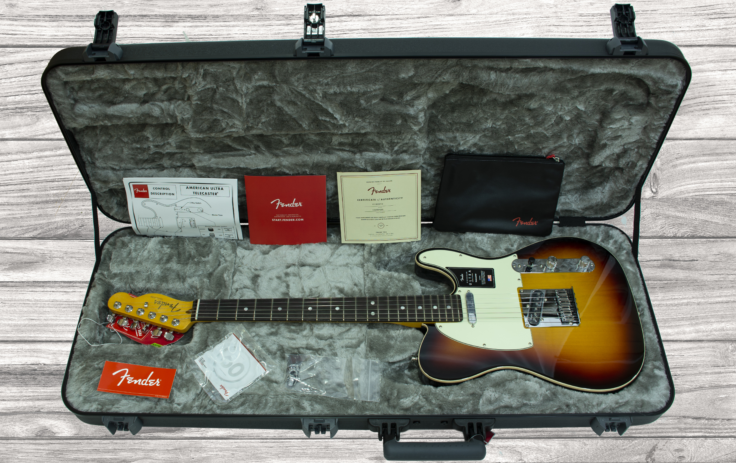 fender-american-ultra-tele-rw-ultraburst_5ece967187b25.jpg