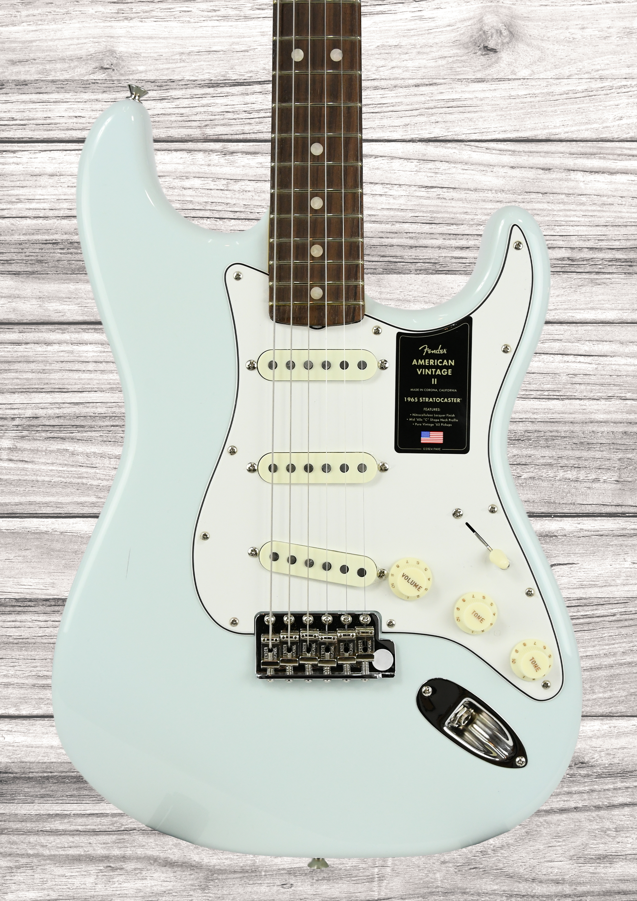 fender-american-vintage-av-ii-65-strat-rw-snb-b-stock_695bd376ed1b2.png
