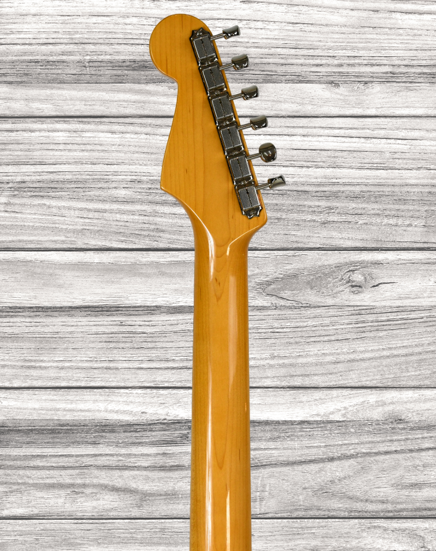 fender-american-vintage-ii-1961-rosewood-fingerboard-3-color-sunburst_65dc7072b73c7.png