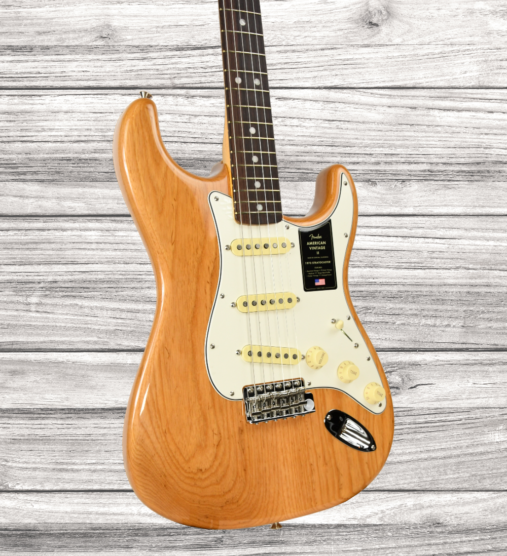 fender-american-vintage-ii-1973-rosewood-fingerboard-aged-natural_64c7dc8e5bb42.png