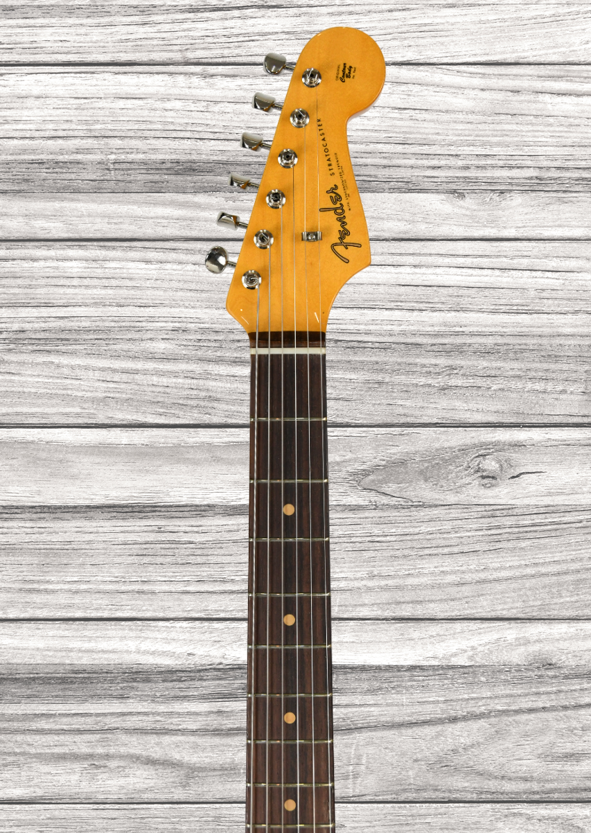 fender-av-ii-61-strat-rw-frd_65dc6af14400c.png