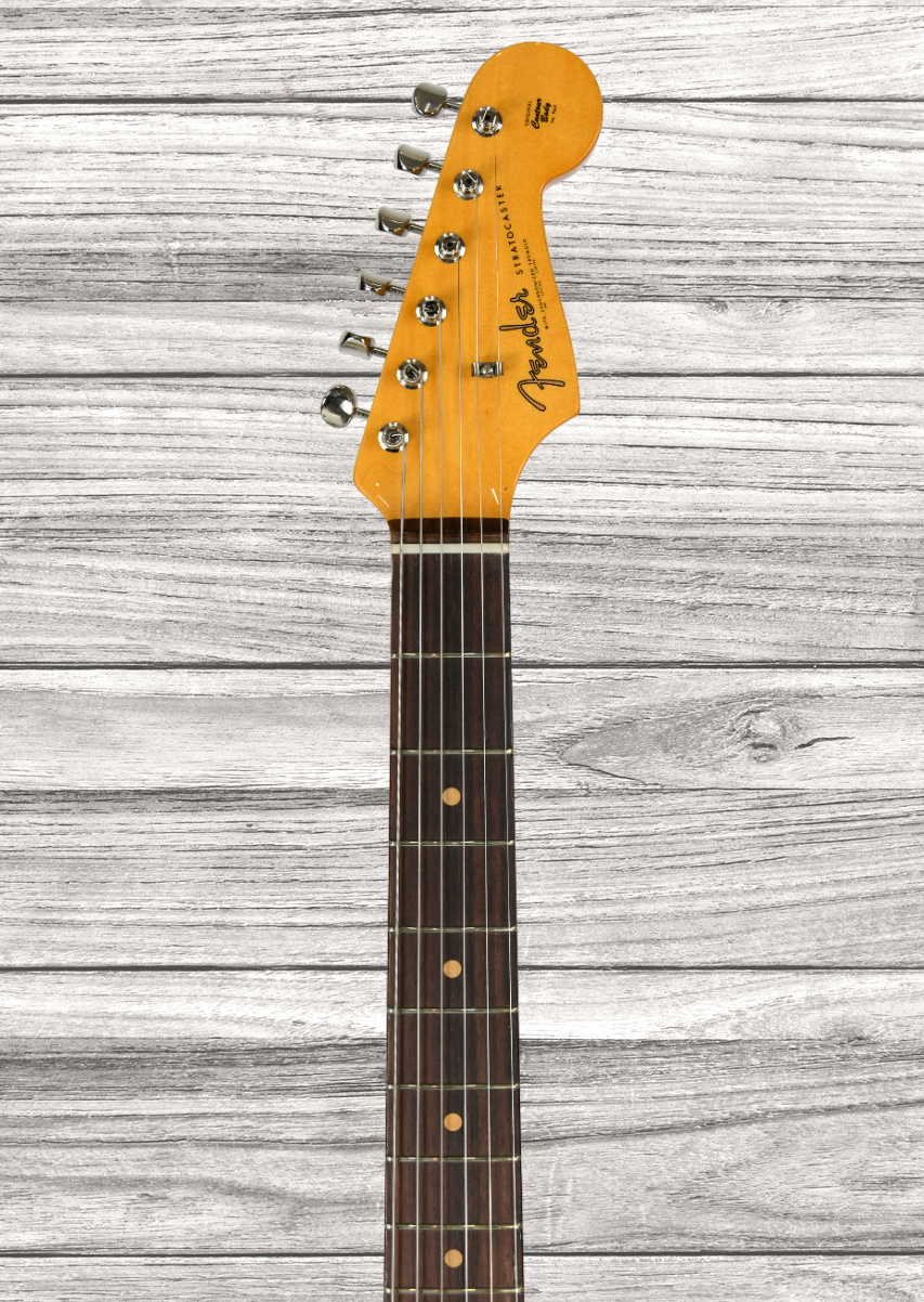 fender-av-ii-61-strat-rw-frd_66560c408c73f.png