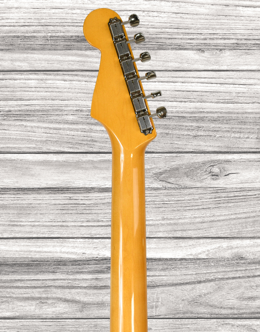 fender-av-ii-61-strat-rw-frd_66560c44cfd44.png