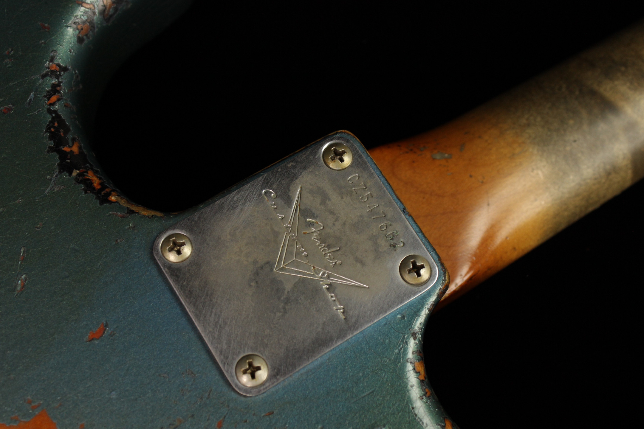 fender-custom-1963-stratocaster-heavy-relic-masterbuilt-dale-wilson_6a33c8884f205.jpg