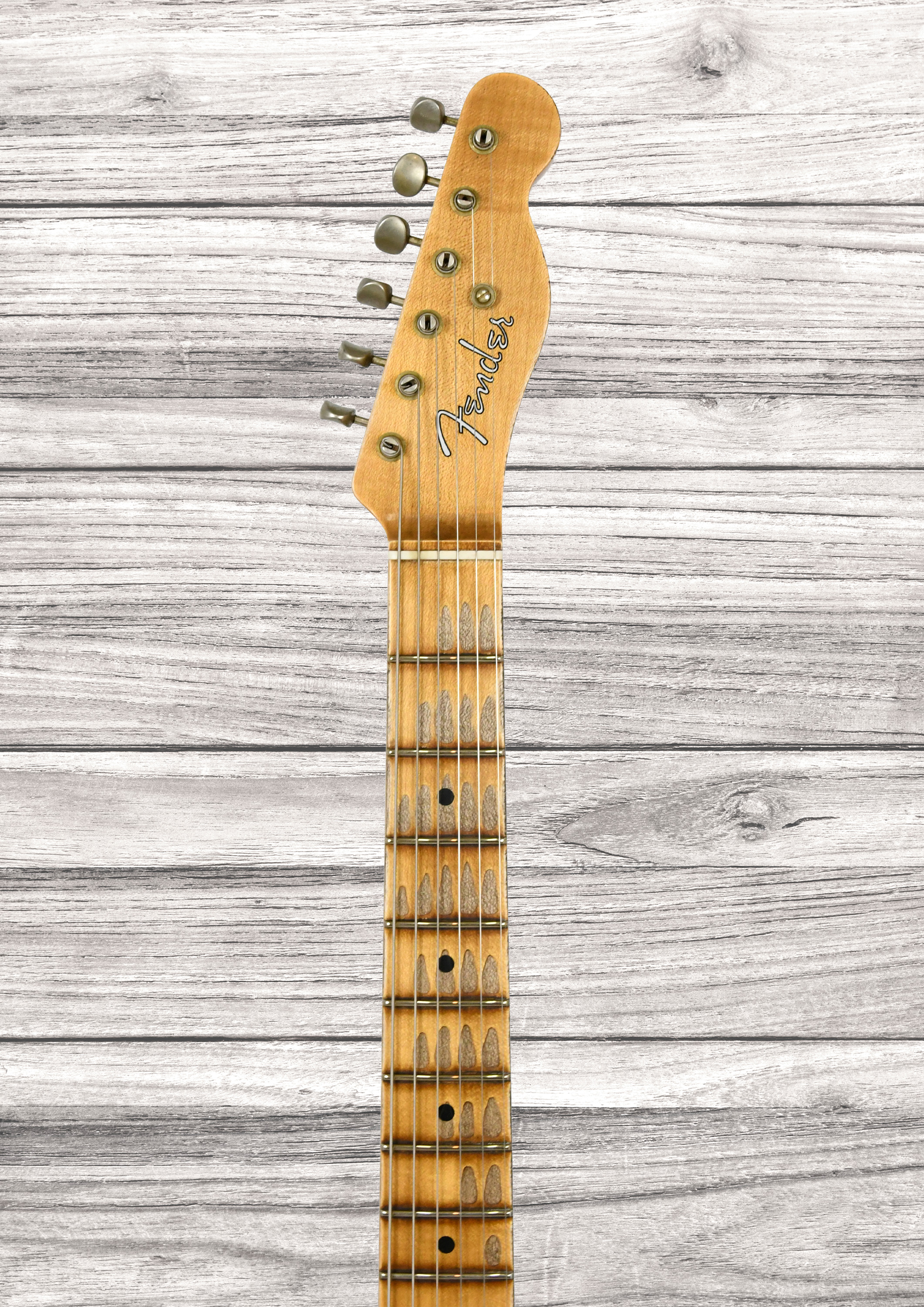 fender-custom-shop-1951-nocaster-heavy-relic-mn-aged-cherry-sunburst_6aaac33fa27b9.jpg
